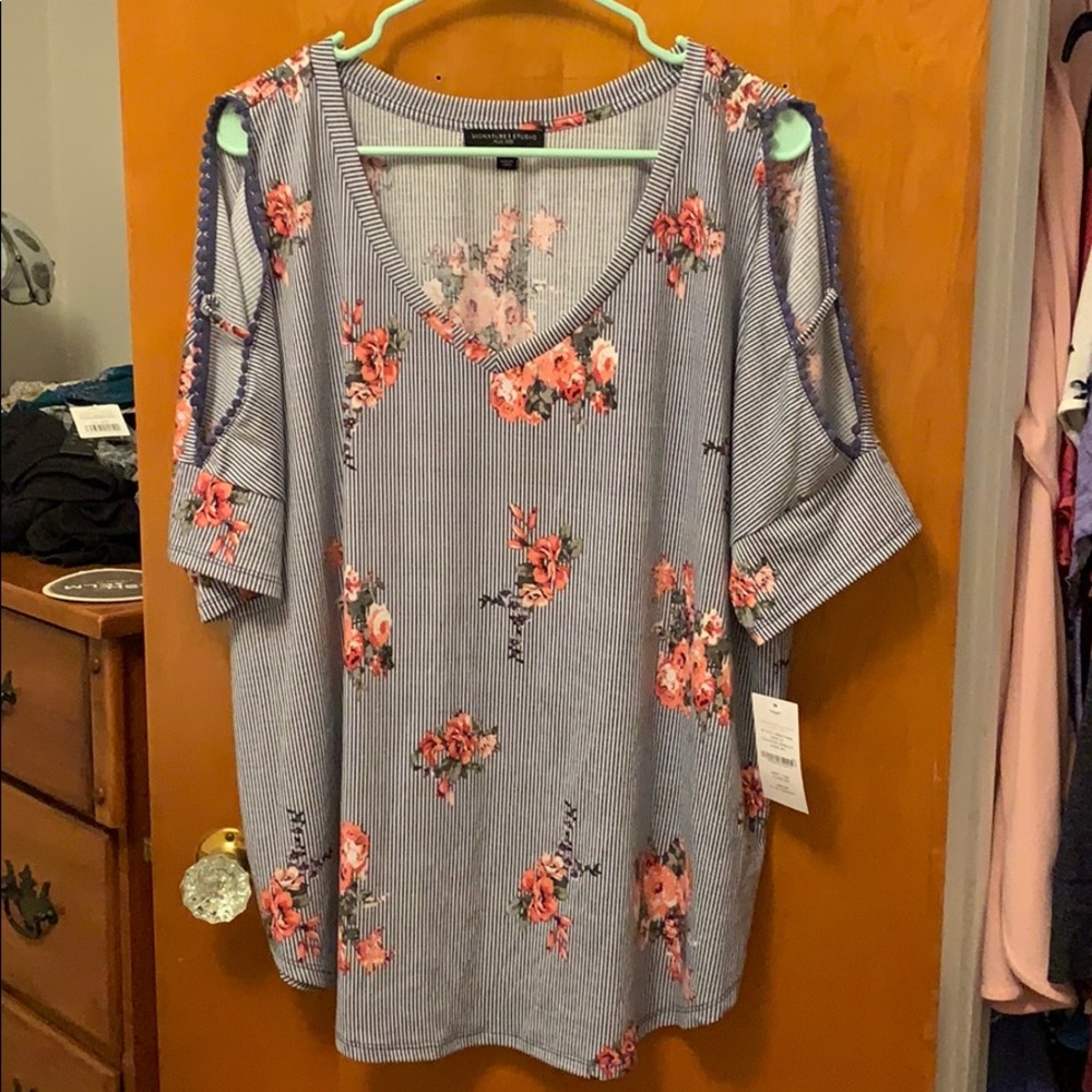 2x Floral Striped Cutout Tee